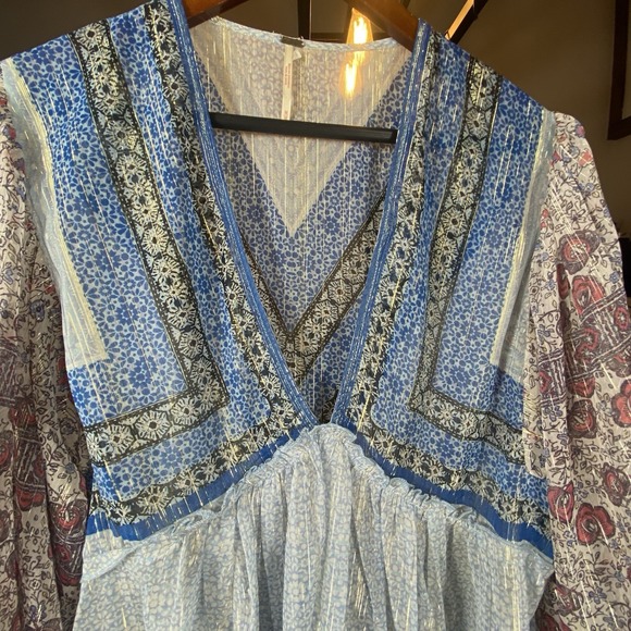 Free People Medium Top Flowy Aliya Long Slv Print Blue Metallic Gold Boho Hippie - Picture 11 of 16